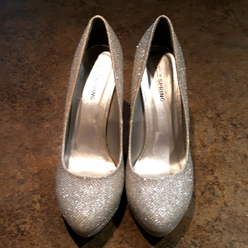 Call It Spring Silver Sparkle Heels Size 7 1/2